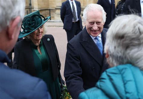 El Rey Carlos Iii Reaparece En La Misa De Pascua En Windsor Fotos