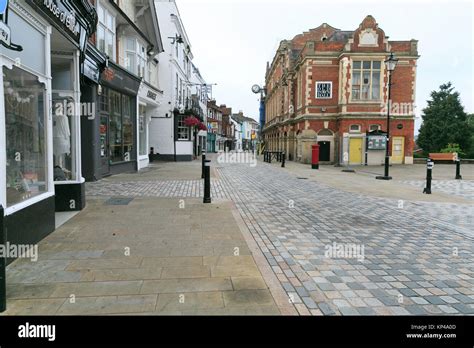 Hemel Hempstead Old Town high street Stock Photo - Alamy