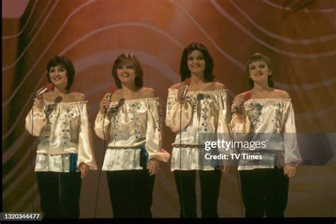 347 Linda Nolan Photos And High Res Pictures Getty Images