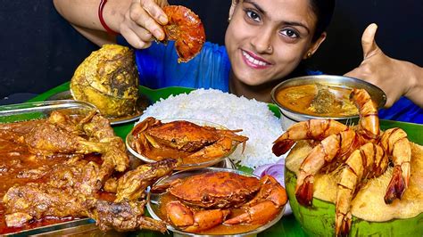 Crab Curry Daab Chingri Fish Head Curry Chicken Curry Fish Curry With