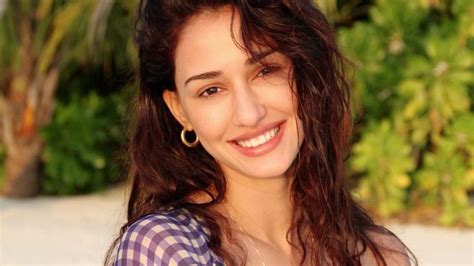 Disha Patani Wraps Up Shoot For Ek Villain Returns India Tv