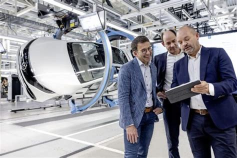 Mercedes Benz Selects Microsoft Cloud For Supply Chain Data Platform