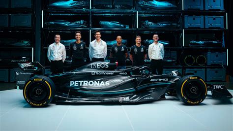 Mercedes Explain Choice Of Naked Carbon For New W14 F1 Car Formula 1