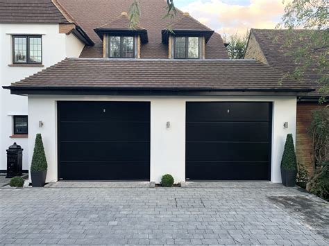 Electric Garage Doors In Surrey Berkshire And Kent Doormatic Garage Doors