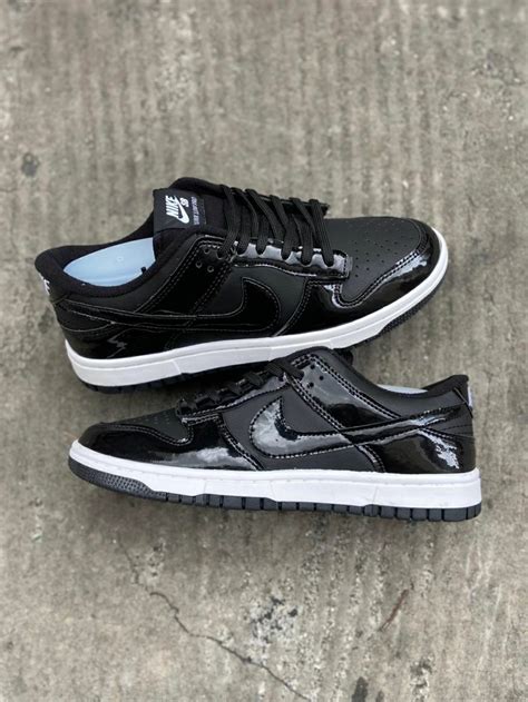 Nike Dunk Low Preto Brilhante