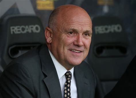 Mike Phelan Officially Confirmed As Hull City's Permanent Manager ...