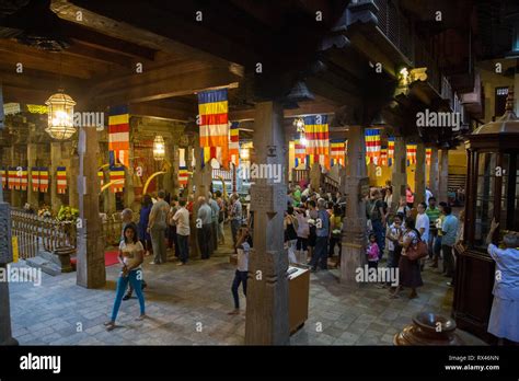 Inside Temple Hi Res Stock Photography And Images Alamy