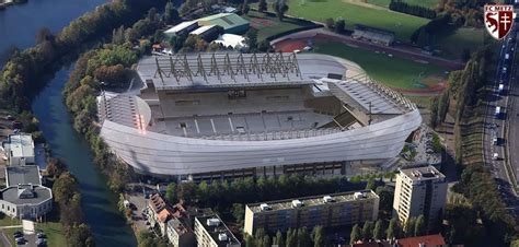 Nouvelle tribune et nouvelles installations au stade du FC Metz (2019)