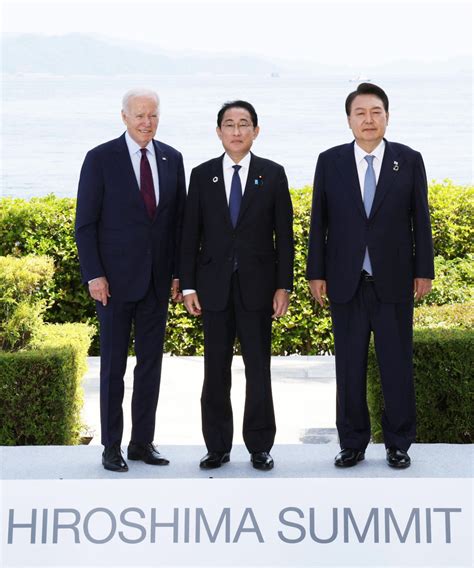 Biden Invites Japanese S Korean Leaders For 3 Way Talks In U S