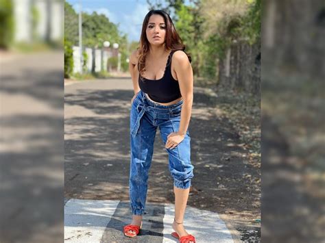 Bhojpuri Actresses Share Superhot Photoshoot On Instagram Pictures Gone