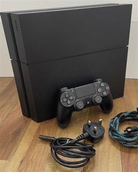 PS4 in B77 Tamworth für 100 00 zum Verkauf Shpock AT