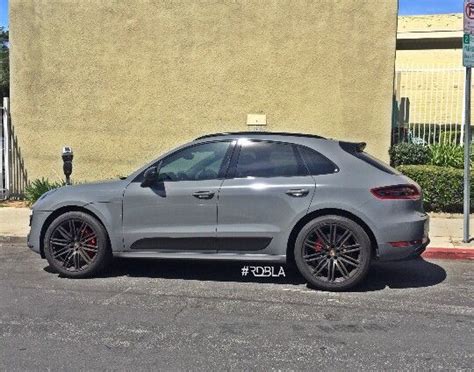 Porsche Macan Nardo Grey