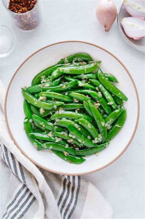 Easy Sautéed Sugar Snap Peas With Garlic And Shallot Eating By Elaine