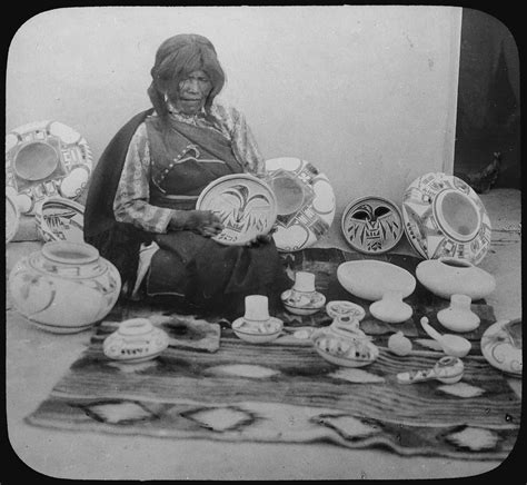 File:Nampeyo, Hopi pottery maker, seated, with examples of her work, 1900 - NARA - 520084.jpg ...