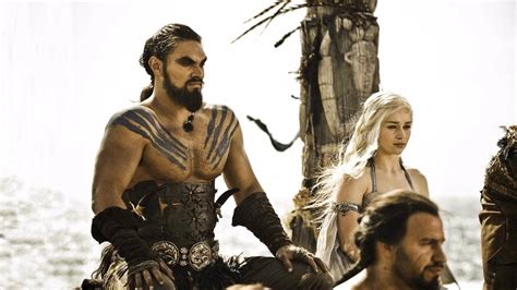 Khal Drogo aplaude la última exhibición de poder de Daenerys en Juego