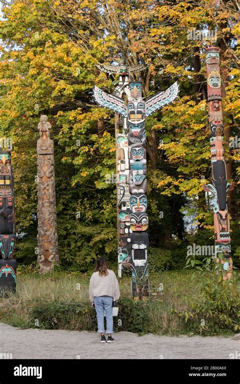 Monumento De Las Naciones Indígenas Fotografías E Imágenes De Alta