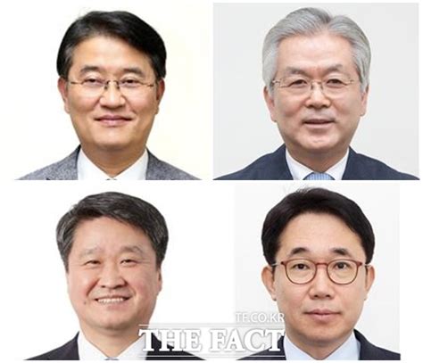 文대통령 靑 참모진 3명 포함 차관급 16명 대규모 인사 단행 정치 기사 더팩트