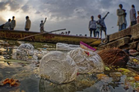 Ganges Plastic Waste - OlsonFarlow.com River Contamination