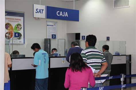 SAT reconoce a contribuyentes puntuales con más de 80 premios