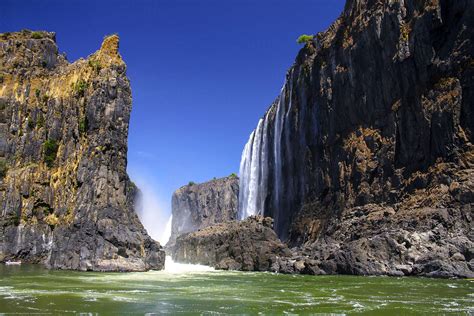 Things You Need To Know About Going To Victoria Falls How To Visit The