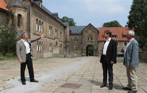 Kloster Und Schloss In Ilsenburg Historischer Komplex Ist Vom Verfall