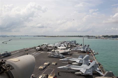 Carrier Uss Carl Vinson Back In The South China Sea After Singapore