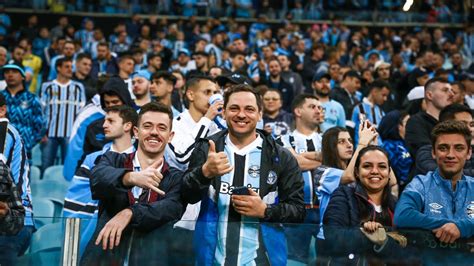 Torcida Do Gr Mio N O Quer Nem Saber E Tira Sarro Dos Vexames Do Inter