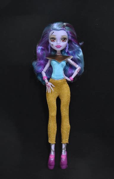 Monster High Pretty Fotos Caseras De La Mu Eca Djinni Whispgrant I