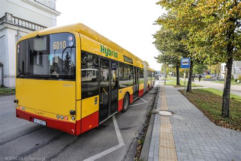 Próba sił na przystanku w Kielcach Niech pasażerowie się ucieszą