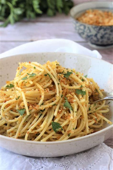 Sicilian Pasta with Anchovies and Breadcrumbs - Mangia Bedda