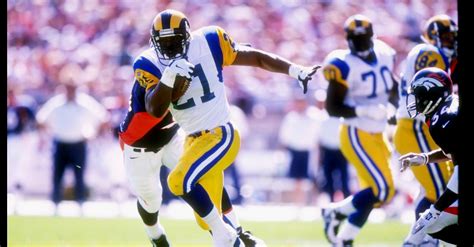 Former NFL and Nebraska RB Lawrence Phillips found dead in prison - FanBuzz