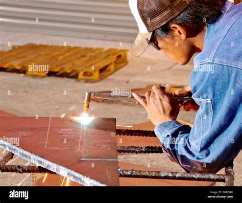 Oxygen Acetylene Cutting Torch Hi Res Stock Photography And Images Alamy