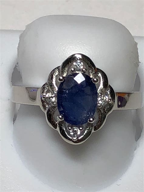 STERLING SILVER SAPPHIRE RING