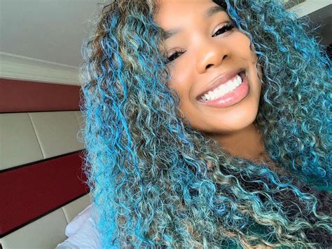 Hot Sexy Raven Loso Bikini Pics