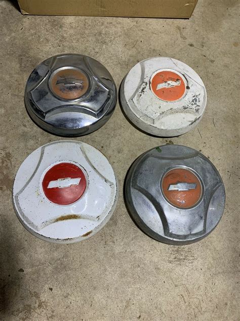 1964 66 Chevrolet C10 Dogdish Hub Caps 12 Ton 105