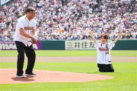 楽天、夢グループ・石田社長が始球式「ボールが逸れる結果となりましたが、人生なんてこんなものかなと」 Baseball King