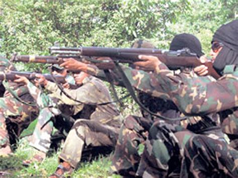 10 Naxals Gunned Down In Chhattisgarh Arms Recovered Oneindia News