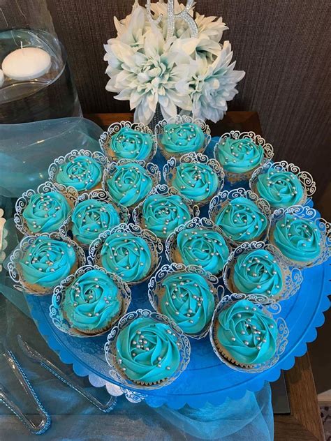 Pretty Turquoise Cupcakes Turquoise Cupcakes Love Cupcakes Turquoise