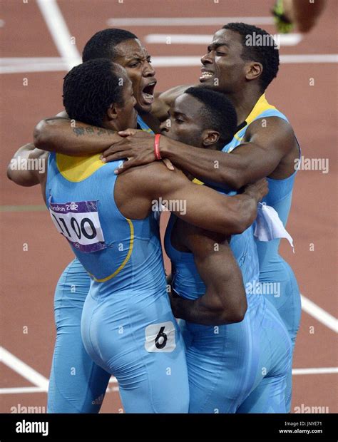 London Britain Members Of The Bahamian Mens 4x400 Meter Relay Squad