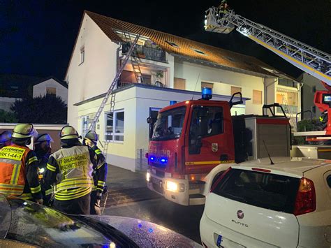 25 09 2022 Zimmerbrand Menschenleben In Gefahr Feuerwehr Stadt