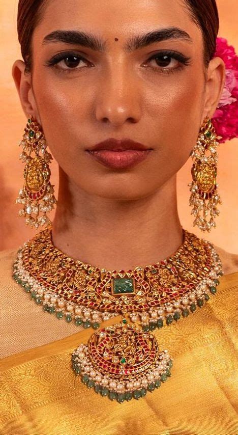 Pin By Lakshmi On Wedding Jewellery And Sarees In 2024 Gold Jewelry