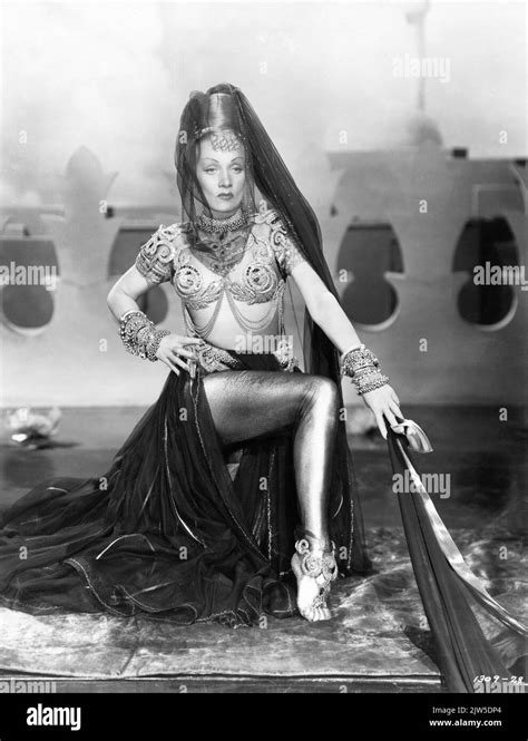 Marlene Dietrich With Gold Painted Legs In Kismet 1944 Director William Dieterle Play Edward