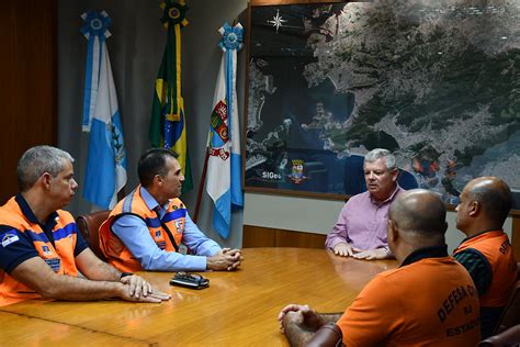 Prefeitura de Niterói compartilha experiências Defesa Civil de