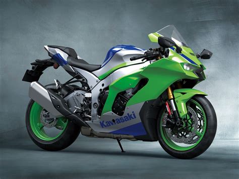 Kawasaki Ninja Special Edition 2024 ZX 10R ZX 6R E ZX 4RR