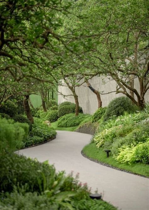 Modern Garden Pathway Design Ideas