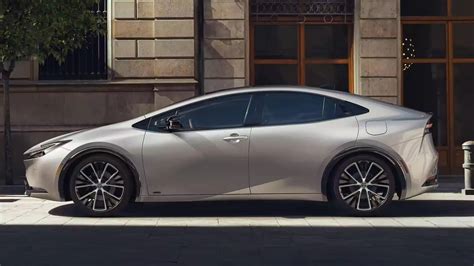 Toyota Will Discount the Prius in Japan if you agree to OTA updates ...