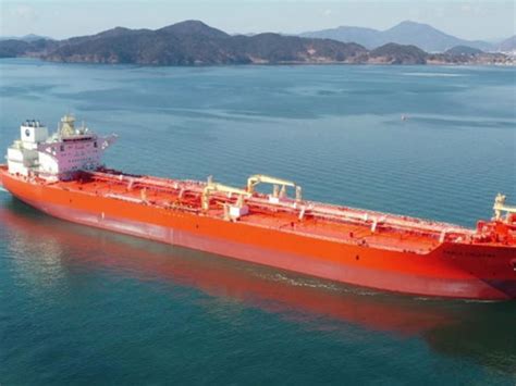 Aet Reinforces Its Leading Shuttle Tanker Position With Another Vessel