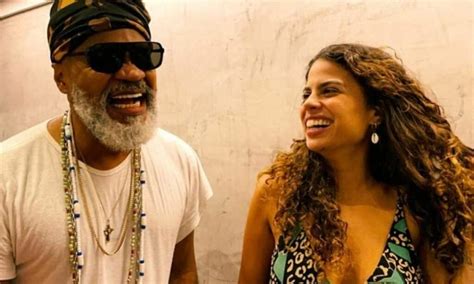 No Dia Em Completa Anos Carlinhos Brown Comemora Anivers Rio Clara