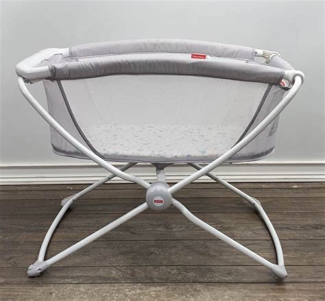 Fisher Price Portable Bassinet