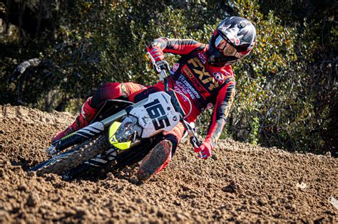 Video Triumph Tf X First Look Bike Test Racer X